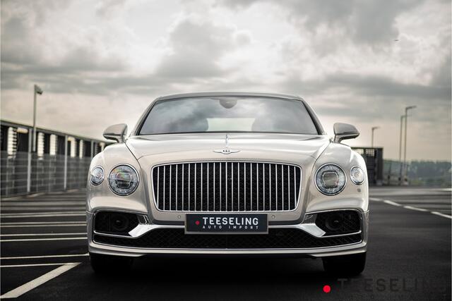 Bentley Flying Spur 4.0 V8 | Extreme Silver | Massage