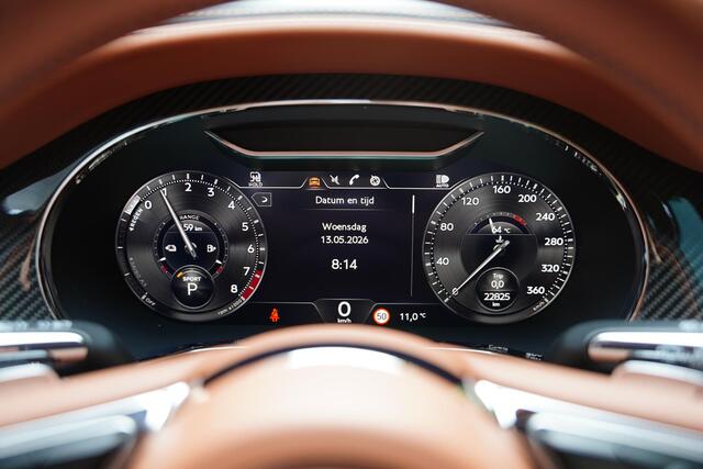 Bentley Flying Spur 2.9 V6 Hybrid Azure / Touring Pack / Panoramaroof / NAIM / Carbon