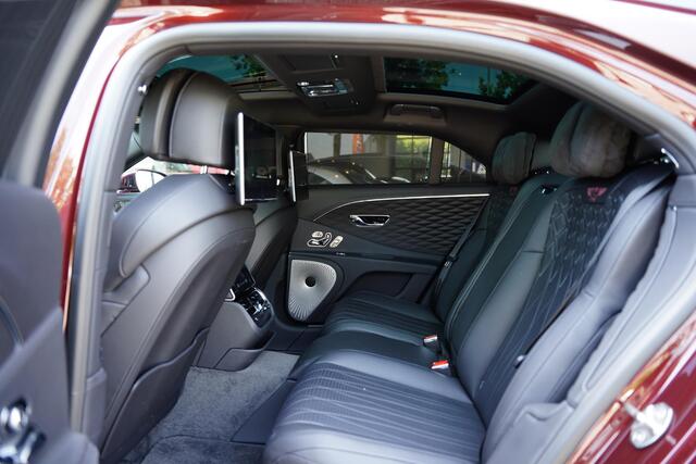 Bentley Flying Spur 2.9 V6 Hybrid Mulliner / Carbon / Multimedia /