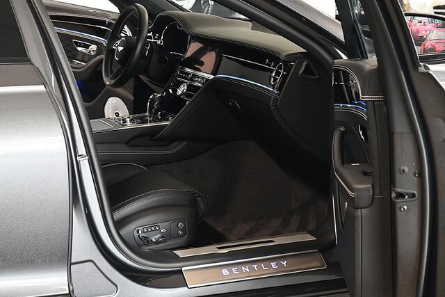 Bentley Flying Spur 6.0 W12