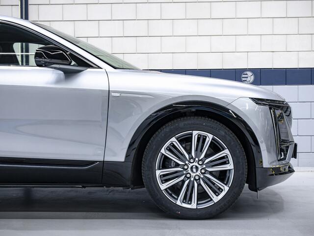 Cadillac LYRIQ Sport 600 EV / Juniper Interior