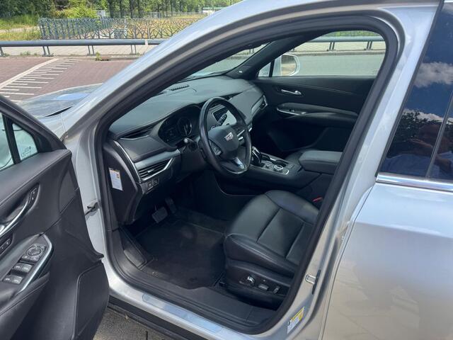 Cadillac Xt4 Platinum sport
