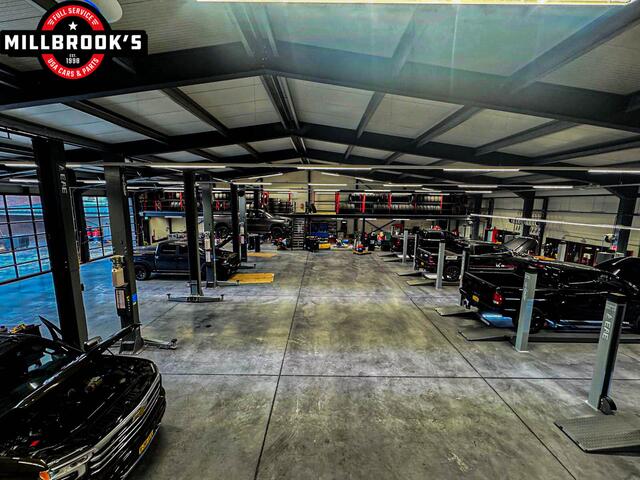 Chevrolet PICK UP Einde jaars Actie Laatste bpm vrije pick-ups bij Millbrooks !!! BPM VRIJ !!! !! 5000 € inruil bonus !!