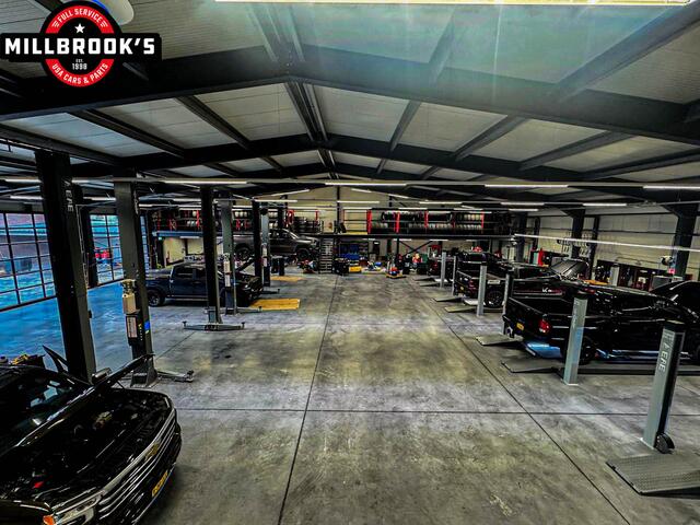 Chevrolet PICK UP Einde jaars Actie Laatste bpm vrije pick-ups bij Millbrooks !!! BPM VRIJ !!! !! 5000 € inruil bonus !!