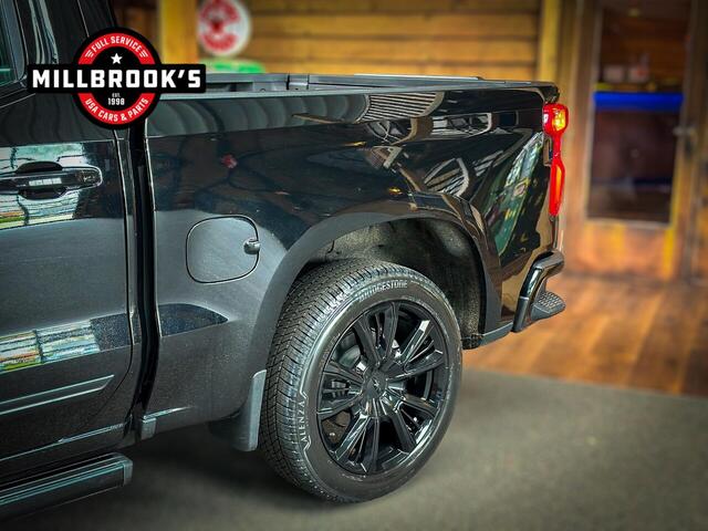 Chevrolet SILVERADO High Country Black Edition 6.2 V8 420 PK Striping, laadbakcover, Full options