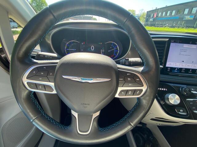 Chrysler PACIFICA 3.6L Touring Plug-in Hybride