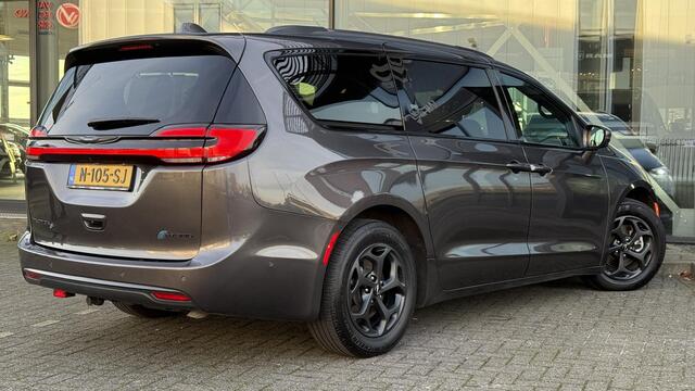 Chrysler PACIFICA 3.6 V6 Hybrid S | Vol optie | NAP | 1e eigenaar