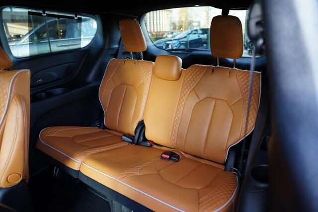 Chrysler PACIFICA 3.6 V6 Hybrid / 7 Persoons / Multimedia