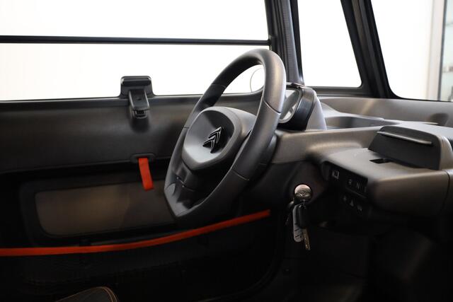 Citroen AMI Brommobiel | Wrap | Oranje gordels | Tuning | Luxe stoelen