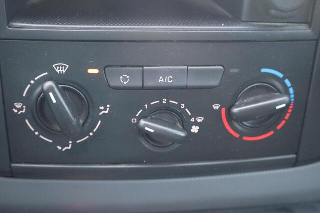 Citroen BERLINGO 1.6 BlueHDI 100 Club Economy S&S Airco, Cruise control, Imperiaal, Rechter zijdeur, Elektrische ramen