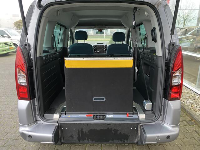 Citroen BERLINGO 3+1 Rolstoelauto 1.2 PureTech XTR (Zo goed als nieuwe rolstoelauto met zeer lage km.stand!)