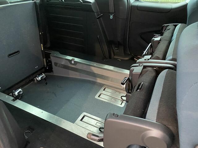 Citroen BERLINGO 3+1 Rolstoelauto 1.2 PureTech XTR (Zo goed als nieuwe rolstoelauto met zeer lage km.stand!)