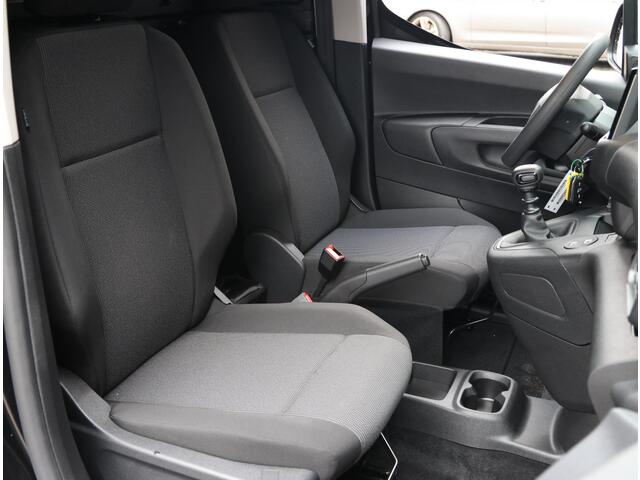 Citroen BERLINGO 1.5 BlueHDi 130 EAT8 S&S L1 Alleen te bestellen met een operation lease overeenkomst via Leasys