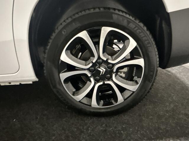 Citroen BERLINGO ë-Berlingo Shine 50 kWh | 7 PERSOONS! | 11 kw 3-fase lader | Park assist pakket | SoH (batterijcheck) 100 % score!
