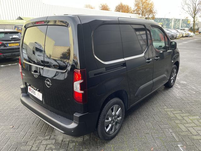 Citroen BERLINGO 110pk L1 (Camera- Navigatie via APP - Parkeersensoren - Lichtmetalen velgen - Airco - Cruise Controle)Meerdere op voorraad