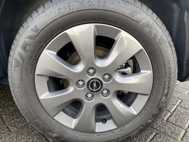 Citroen BERLINGO 110pk L1 (Camera- Navigatie via APP - Parkeersensoren - Lichtmetalen velgen - Airco - Cruise Controle)Meerdere op voorraad