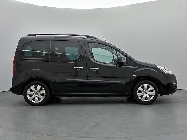 Citroen BERLINGO Feel 110PK Citroen Berlingo Feel 110 pk | Navigatie | Achteruitrijcamera | Zijschuifdeur Links en Rechts | Airco | Cruise Control |