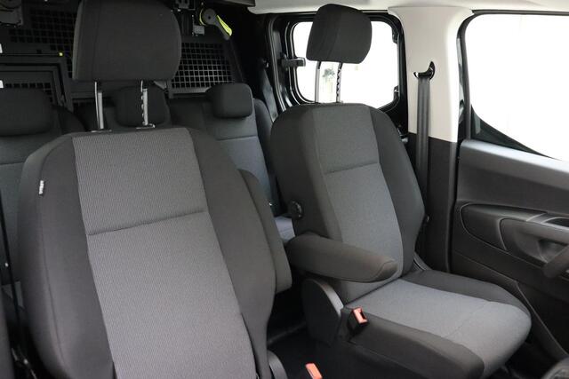 Citroen BERLINGO ë-Berlingo 136 Flex Crewcab L2 50 kWh 100% Elektrisch | 5-Zits of 2-Zits | Verschuifbaar tussenschot | Airco | Cruise Control | Mirror screen | Dubbele schuifdeur | Radio | Nieuw uit voorraad