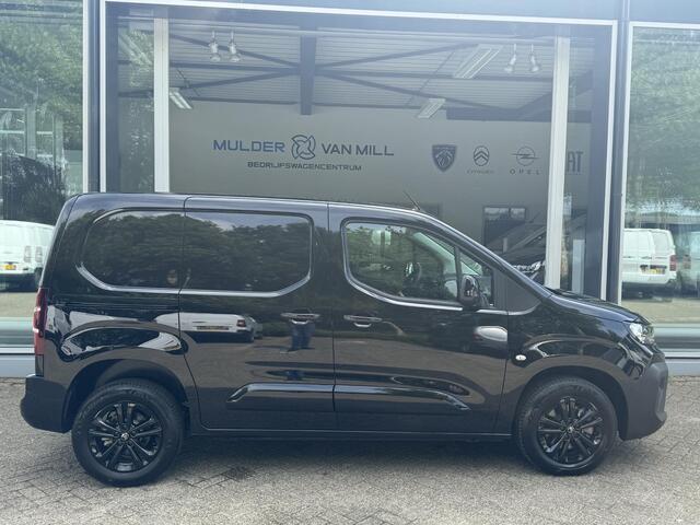 Citroen BERLINGO GB L1 1.5 BlueHDi 130pk EAT8 AUTOMAAT | Houten afwerking laadruimte | Multimedia | Carplay | Achteruitrijcamera | Parkeersensoren achter | Keyless Entry | Climate control | Exterieur pakket | 16 inch zwarte velgen | Reservewiel | Trekhaak voorbereiding