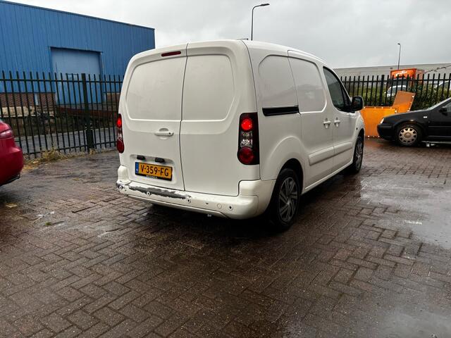 Citroen BERLINGO 1.6 BlueHDI 75 Bus