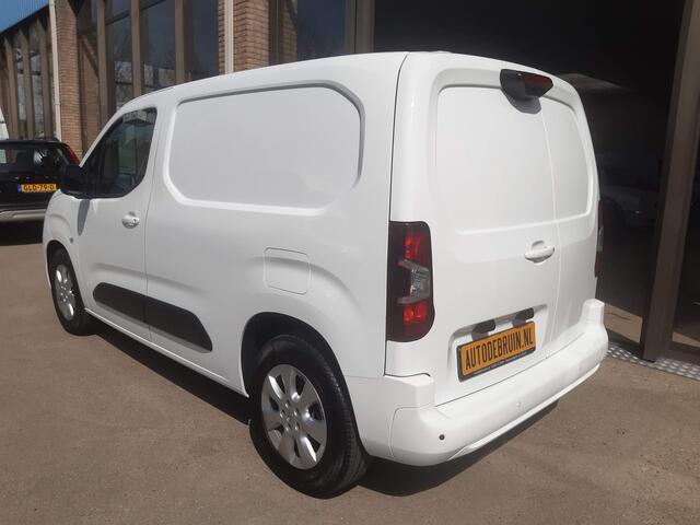 Citroen BERLINGO e-Berlingo /Opel Combo-e Enjoy Edition 50 kWh WLTP 275Km Airco Cruise control Camera