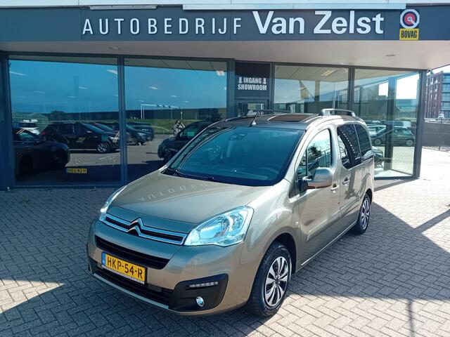 Citroen BERLINGO 1.2 PureTech XTR, Airco(automatisch), Multimediasysteem, Navigatie, Cruise control, Bluetooth, Panorama dak, Parkeersensoren, Stoelverwarming, Elektrische ramen en spiegels(inklapbaar), Centrale vergrendeling met AB, Achterklep tweedelig, Zeer nette auto,