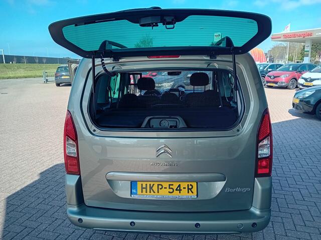 Citroen BERLINGO 1.2 PureTech XTR, Airco(automatisch), Multimediasysteem, Navigatie, Cruise control, Bluetooth, Panorama dak, Parkeersensoren, Stoelverwarming, Elektrische ramen en spiegels(inklapbaar), Centrale vergrendeling met AB, Achterklep tweedelig, Zeer nette auto,