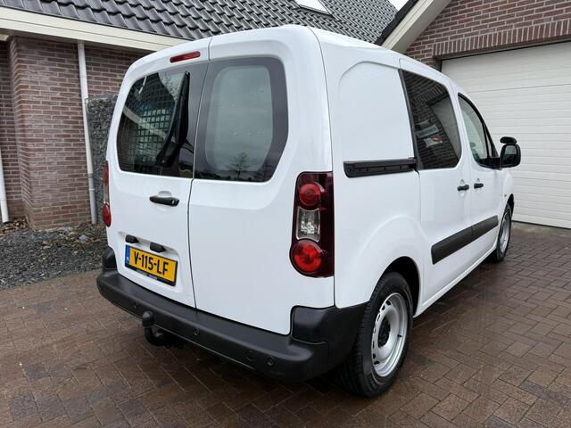 Citroen BERLINGO 1.6 BlueHDI 100 pk automaat bott inrichting