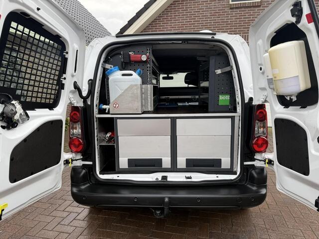 Citroen BERLINGO 1.6 BlueHDI 100 pk automaat bott inrichting