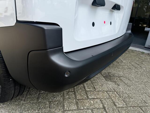 Citroen BERLINGO L1 1.5 BlueHDI 100pk | GEEN BPM | Climate control | Keyless entry | Multimedia | Apple Carplay | Anrdroid Auto| Draadloze telefoonlader | DAB+ | Achteruitrijcamera | Parkeersensoren achter | Trekhaak voorbereiding | Reservewiel | van ¤22.578 voor ¤19.495 
