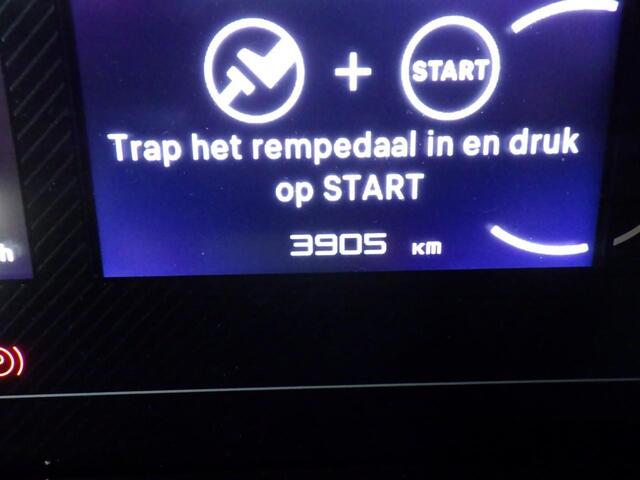 Citroen BERLINGO 1.5 BlueHDi 130 EAT8 S&S L1 Apple Carplay/Camera/16"Velgen zwart/Laadvloer/Keyless/Pack Look/Trekhaak/GEEN AFLEVERKOSTEN