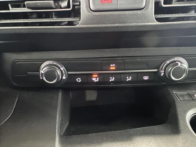 Citroen BERLINGO 1.2 PureTech Live Trekhaak | Carplay | Deuren achter | dis verv bij 113905 km.