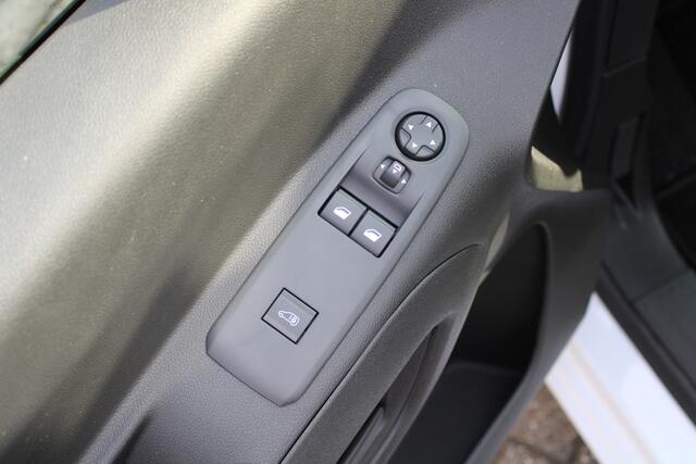 Citroen BERLINGO 1.5 BlueHDi 130 EAT8 S&S L1 Automaat, CruiseControl, DAB, Applecarpl./Andr. Auto, Airco, Achteruitrijcamera