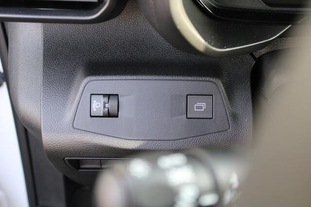Citroen BERLINGO 1.5 BlueHDi 130 EAT8 S&S L1 Automaat, CruiseControl, DAB, Applecarpl./Andr. Auto, Airco, Achteruitrijcamera