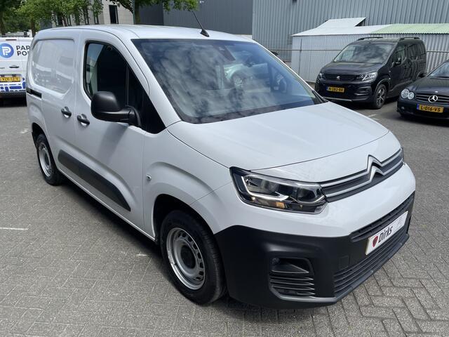 Citroen BERLINGO 110pk L1 (Camera - Automatische Airco - Houten vloer - Navigatie via APP)