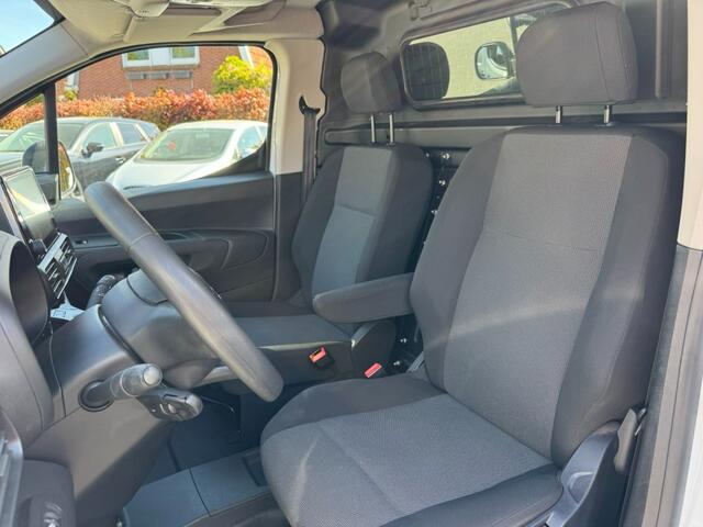 Citroen BERLINGO 1.5 BlueHDI Club Trekhaak Cruise Apple-Carplay Airco PDC