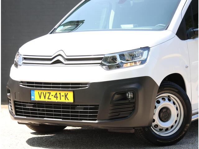 Citroen BERLINGO ë-Berlingo 136PK L2 50 kWh | Camera | Betimmering | AppleCarPlay/AndroidAuto | Armsteun | Cruise Control | 2 Zitplaatsen Rechtsvoor | Navigatie | Parkeersensoren |