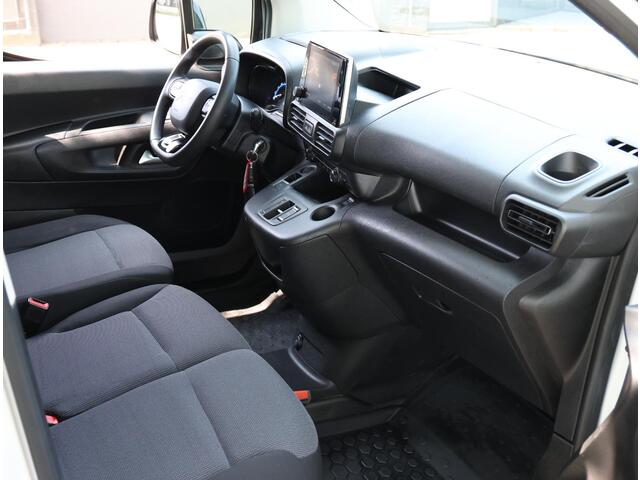Citroen BERLINGO ë-Berlingo 136PK L2 50 kWh | Camera | Betimmering | AppleCarPlay/AndroidAuto | Armsteun | Cruise Control | 2 Zitplaatsen Rechtsvoor | Navigatie | Parkeersensoren |