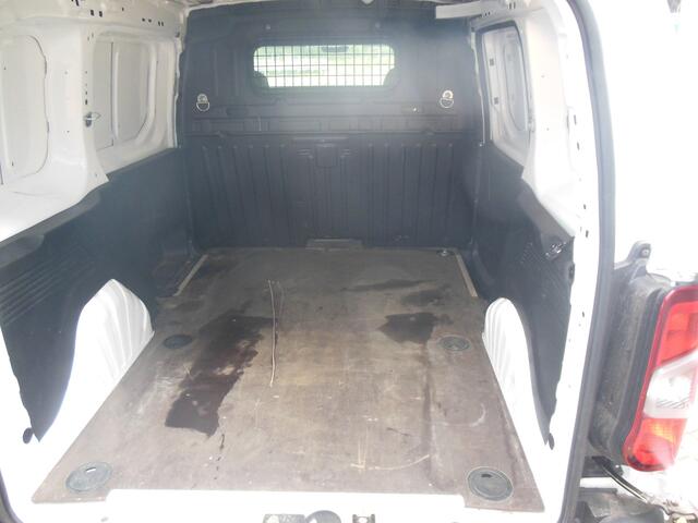 Citroen BERLINGO 1.5 BlueHDI Control Exl. b.t.w. Staat in Hoogeveen