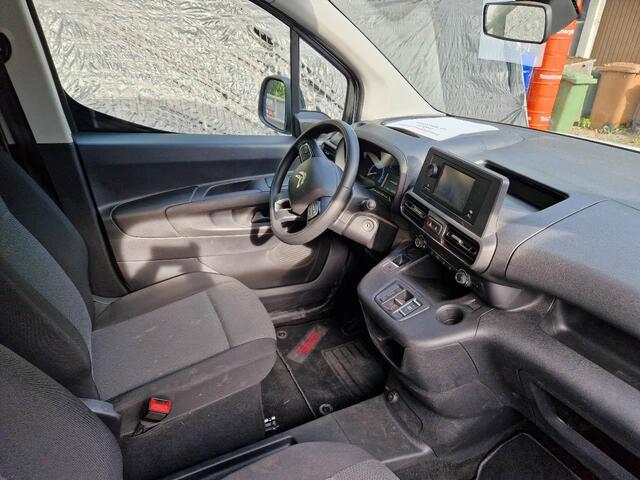 Citroen BERLINGO ë-Berlingo Club 50 kWh 11 kw lader, airco, cruise control, goedkoper rijden vrijwel onmogelijk! Wordt verwacht