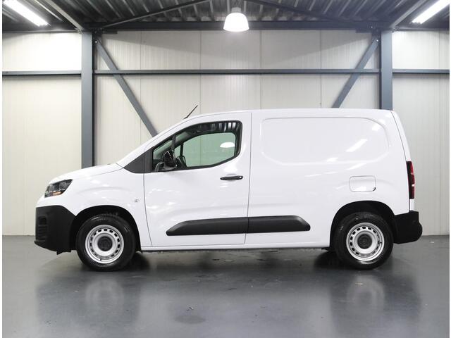 Citroen BERLINGO 1.5 BlueHDi 100PK S&S L1 | 1ste Eigenaar | AppleCarplay/AndroidAuto | Parkeersensoren | Airco | Armsteun | Houtenlaadvloer | Cruise Control | Bluetooth | Mistlampen | Zijschuifdeur Rechts |