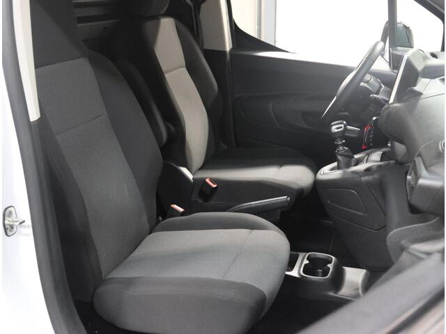 Citroen BERLINGO 1.5 BlueHDi 100PK S&S L1 | 1ste Eigenaar | AppleCarplay/AndroidAuto | Parkeersensoren | Airco | Armsteun | Houtenlaadvloer | Cruise Control | Bluetooth | Mistlampen | Zijschuifdeur Rechts |