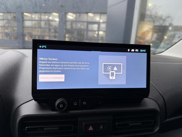 Citroen BERLINGO ë-Berlingo 136 L1 50 kWh | Automaat | 100% Elektrisch | 3 zits | Pack Look | Navigatie | Achteruitrijcamera | Lichtmetalen Velgen | Parkeersensoren | Dodehoekdetectie | DAB | Vloer + zijwand bekleding.