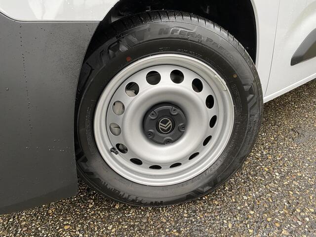 Citroen BERLINGO ë-Berlingo L2 50 kWh 136pk | 8 jaar garantie | 0% financial lease | Apple Carplay | Android Auto | Multimedia | Achteruitrijcamera | Parkeersensoren achter | Digital cockpit | Stuurwielbediening | Bestuurdersstoel comfort | Armsteun | Warmtepomp | Vehicle