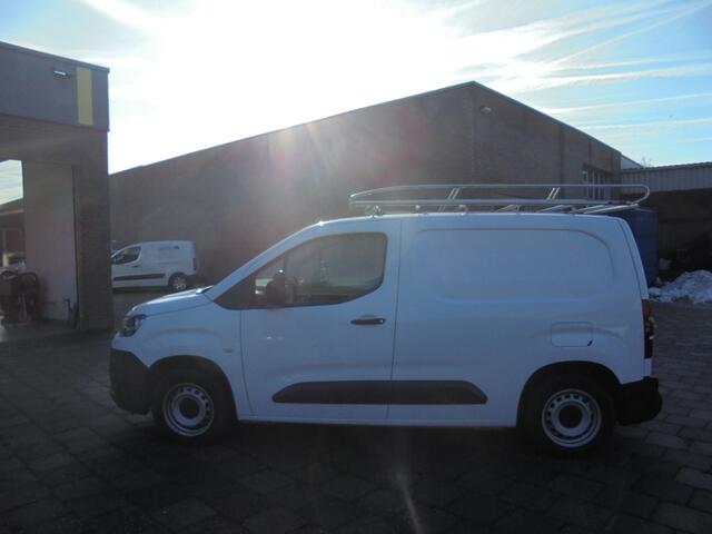 Citroen BERLINGO 1.5HDI Control||RVS Imperiaal||Trekhaak||Airco||Cruise||