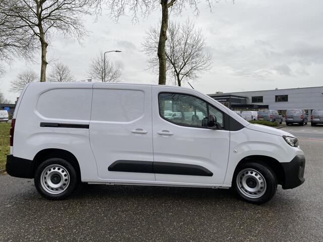 Citroen BERLINGO ë-Berlingo L2 50 kWh 136pk | 8 jaar garantie | 0% financial lease | Apple Carplay | Android Auto | Multimedia | Achteruitrijcamera | Parkeersensoren achter | Digital cockpit | Stuurwielbediening | Bestuurdersstoel comfort | Armsteun | van ¤30.575 voor ¤26