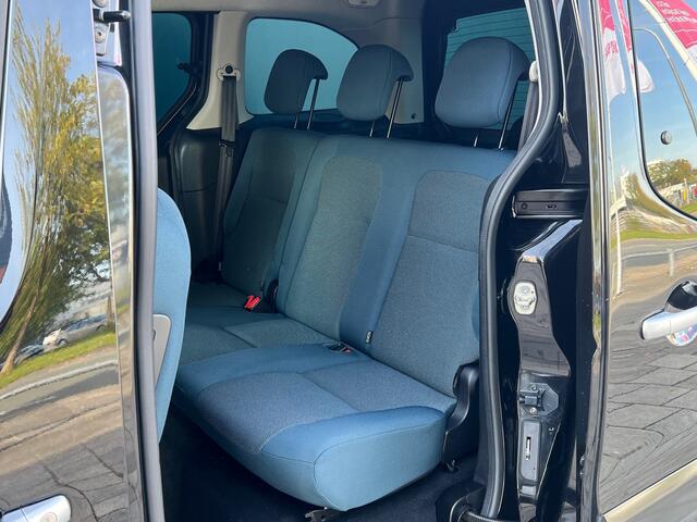 Citroen BERLINGO BWJ 2017 | 1.2PT 111PK XTR | CLIMA | NAVI | STOELVERW. | TREKHAAK | CRUISE | PDC | DONKER GLAS |