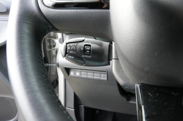 Citroen BERLINGO 1.2 SHINE XL 7Persoons XTR, Camera, Navi. Carplay ALL IN PRIJS