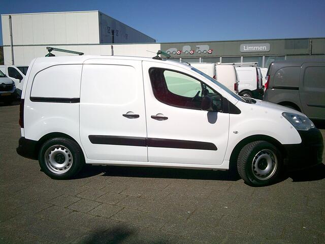 Citroen BERLINGO 1.6 BlueHDI 100 Club S&S VOORZIEN VAN AIRCO+CRUISE !! BTW VRIJ !!!