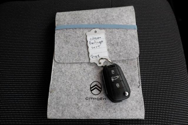 Citroen BERLINGO 1.2 PureTech 110pk Benzine Airco/Navi/Camera/3 Persoons 07-2024
